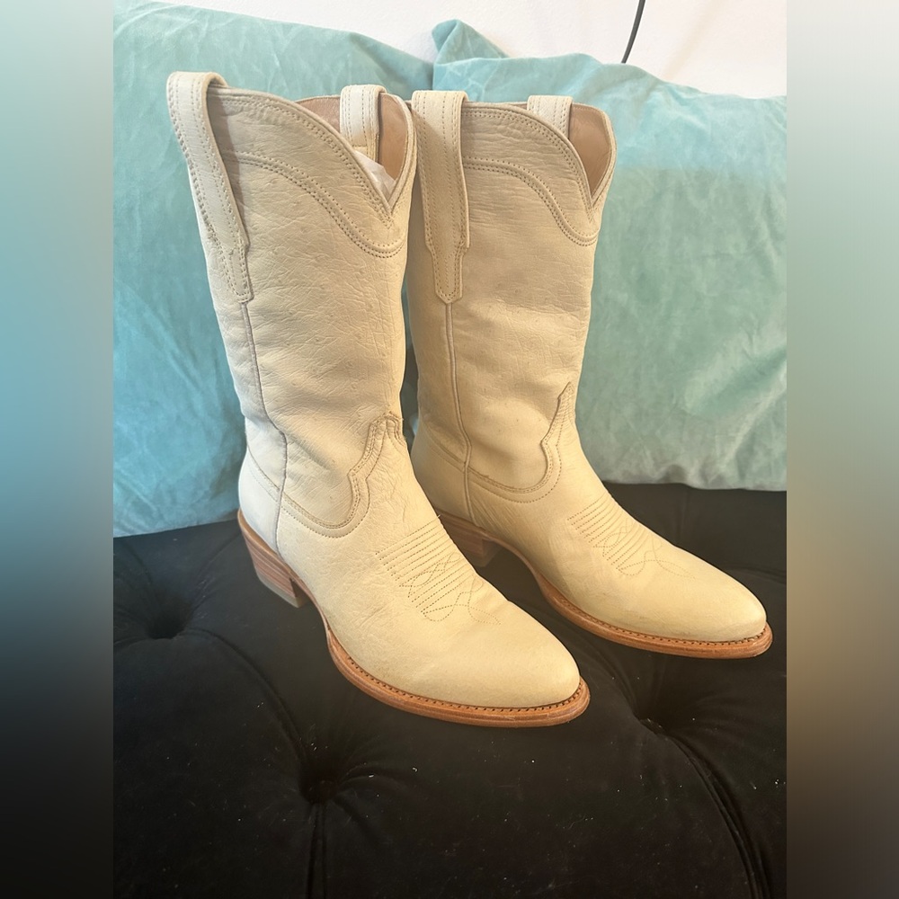 Almost new Tecovas The Chloe - worn 2x